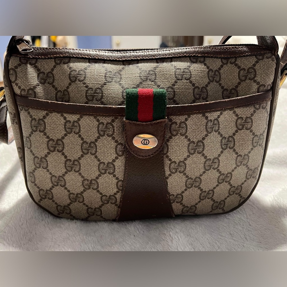 Authentic GG sherry line criss body bag